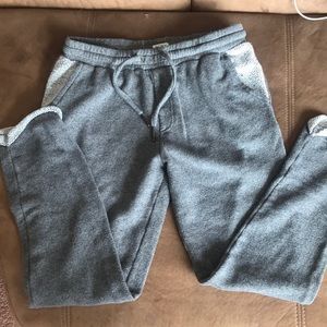 grey sweatpants
